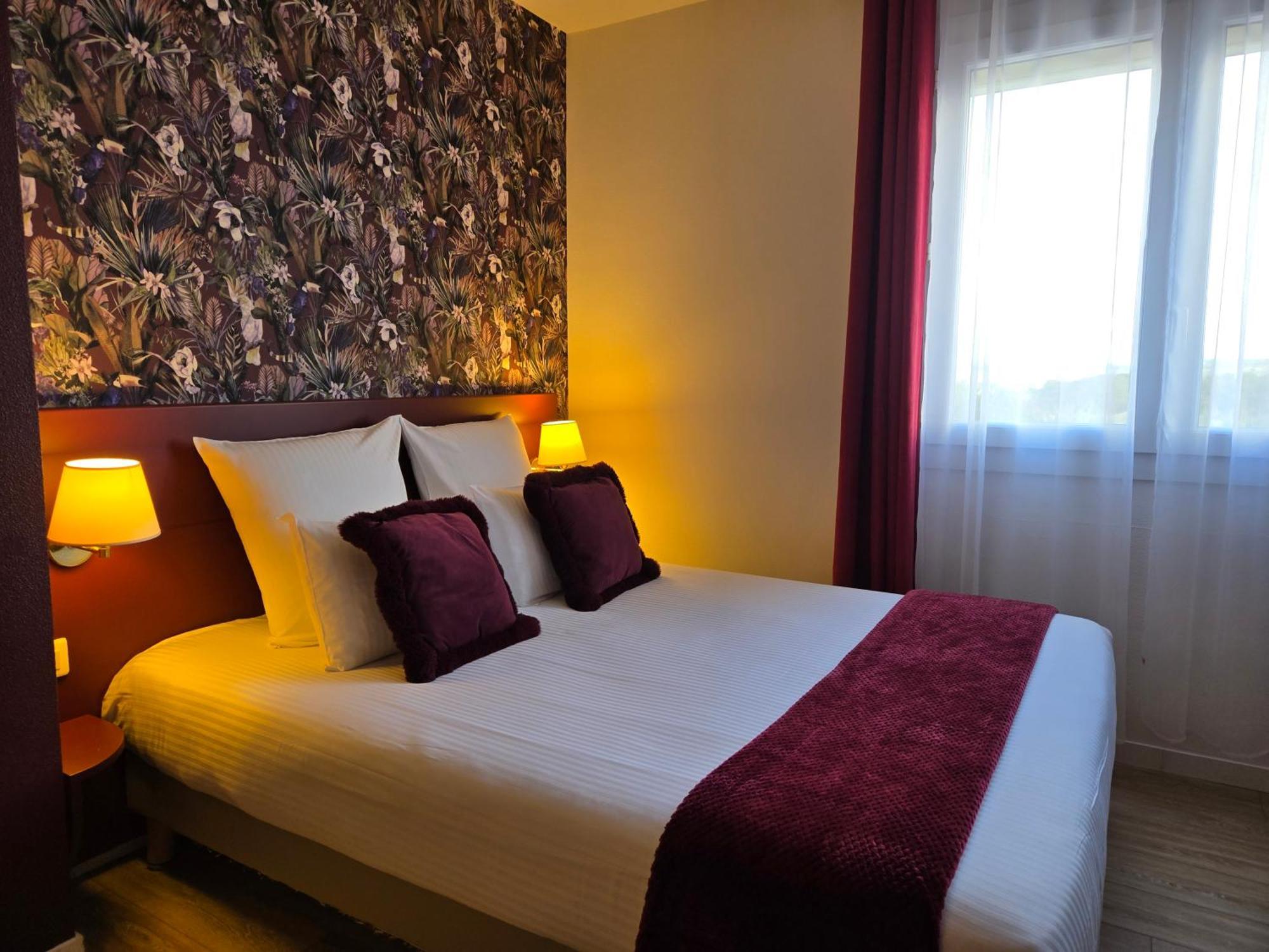 Hotel Le Saint-Genies 위제 외부 사진